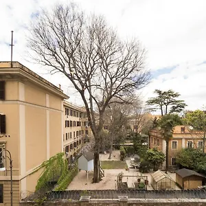 Savoia Rom
